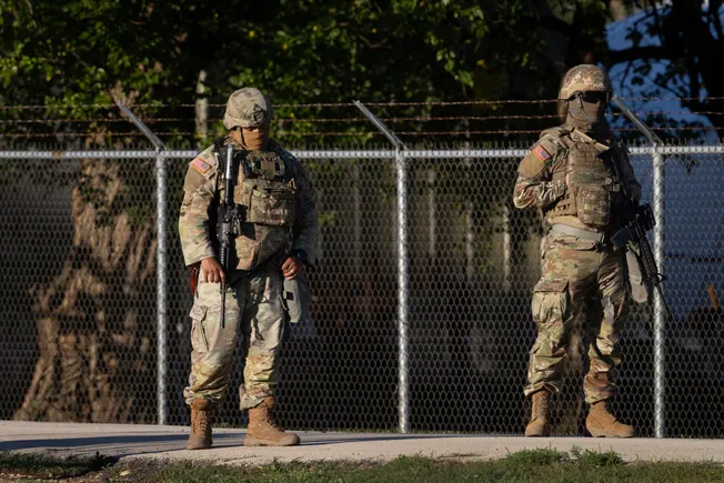 Appeals court allows Trump to federalize but not deploy National Guard ...