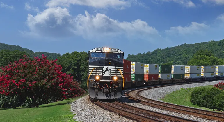 Norfolk Southern, CMA CGM partner on intermodal service