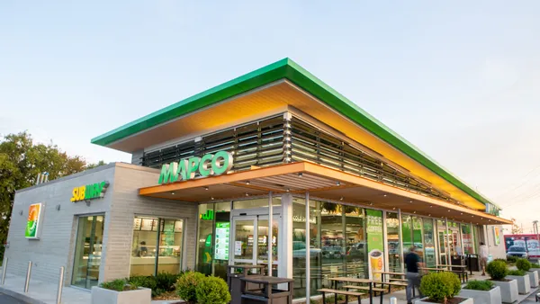 A photo of the exterior of a Mapco store