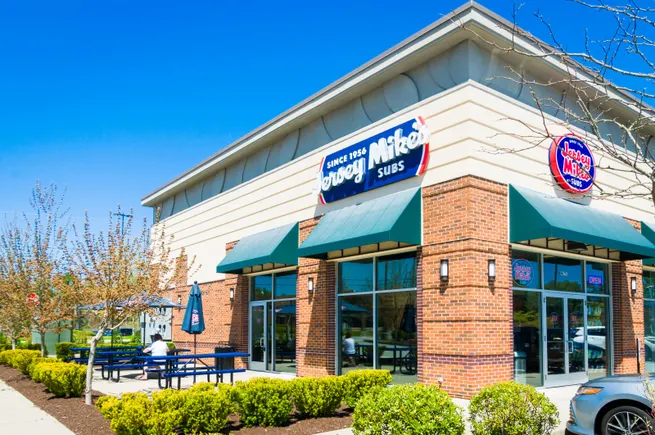 How Jersey Mike’s, Inspire Brands IPOs could impact the restaurant sector