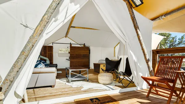 A tent at Under Canvas White Mountains
