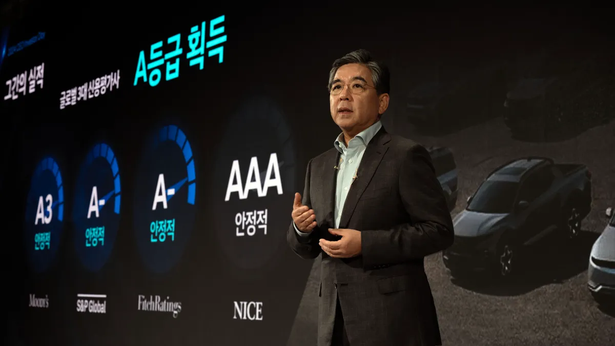 Hyundai Motor Co. CEO and President, Jaehoon Chang, speaks at the company Investor Say event in Seoul, South Korea on Aug 27.