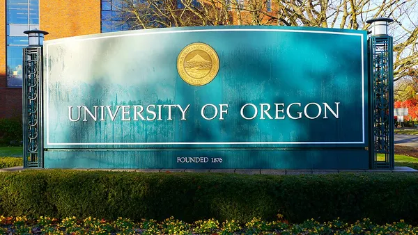 Campus sign of University of Oregon.