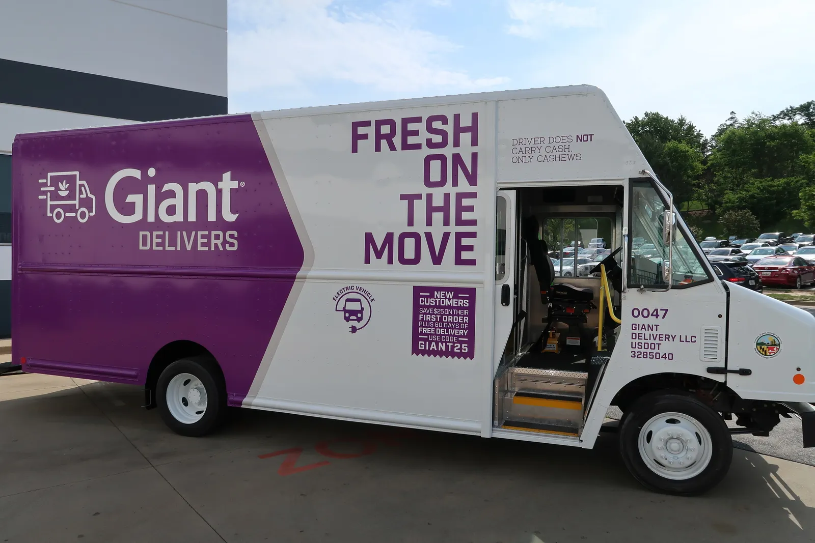 An electric vehicle Giant Food uses for delivery