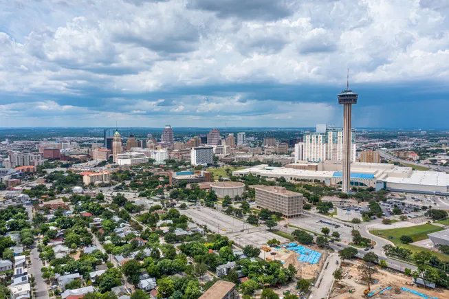 Mortenson, Bartlett Cocke win $1.3B NBA Spurs’ arena