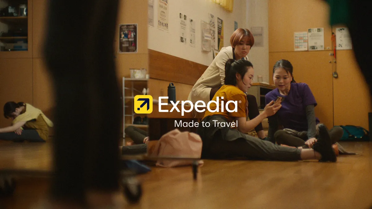 Three women in an Expedia ad that is airing on Netflix