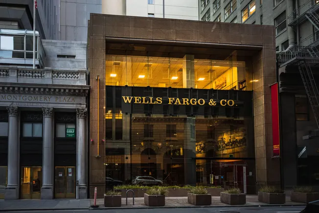 Wells Fargo aims to entice affluent clients to deepen ties Banking Dive