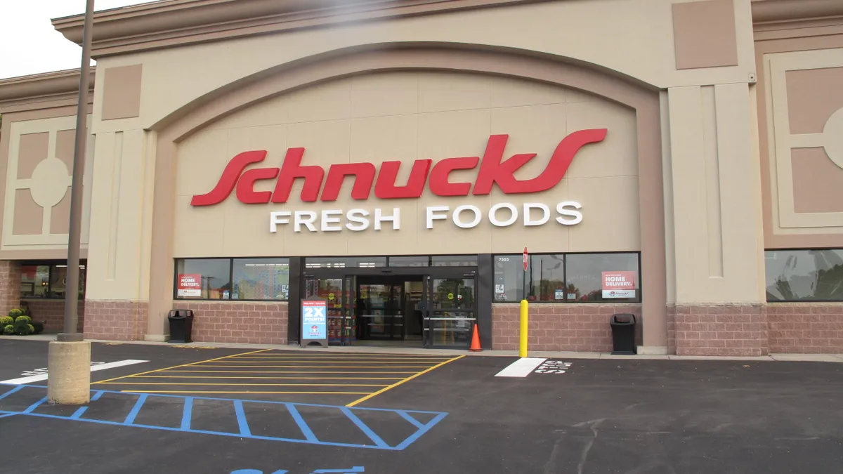 Exterior of Schnucks supermarket