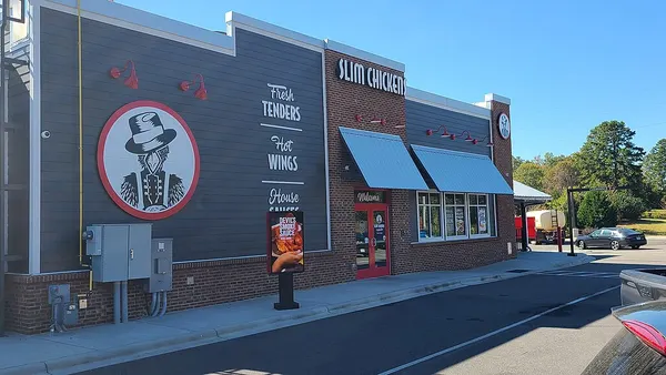 Slim Chickens drive thru location