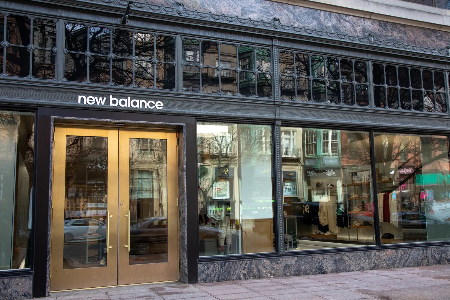 Photo of the black exterior of a New Balance store