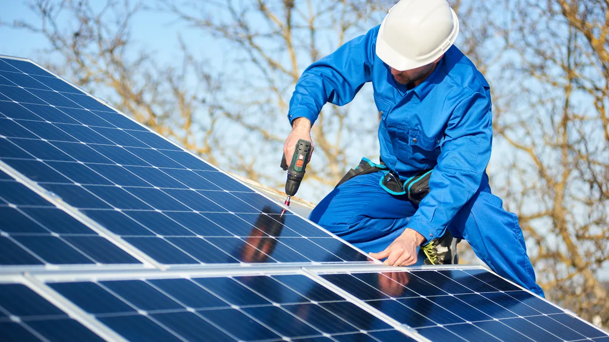 installing rooftop solar