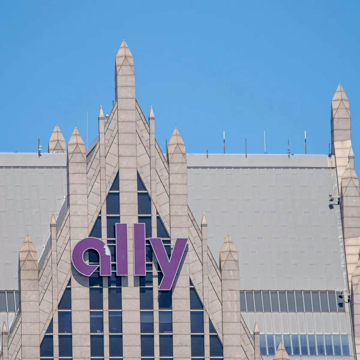 wardsauto.com - Jim Henry - Ally Financial grows auto loans despite lukewarm sales environment