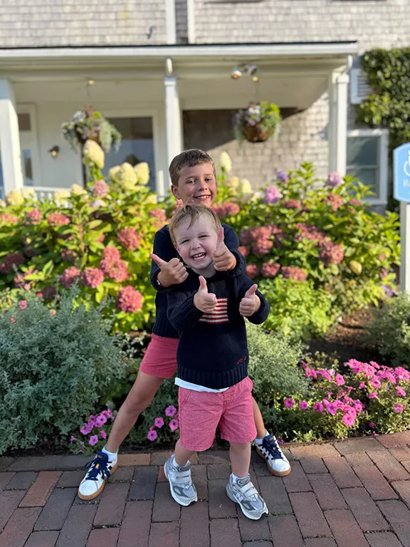 Hinge’s Bill Archer kids