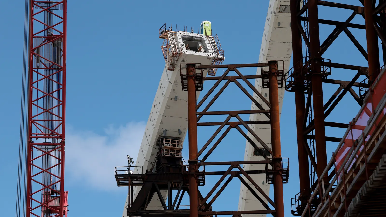 Construction prices ‘soar’ in April, up 6.2% year to date