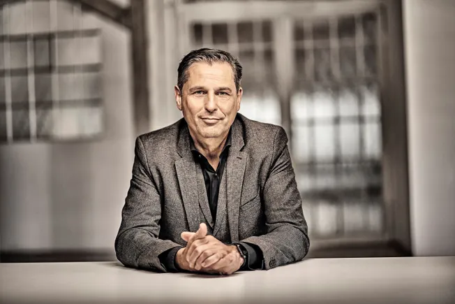 Volvo Cars sets former Porsche North America leader as global CEO