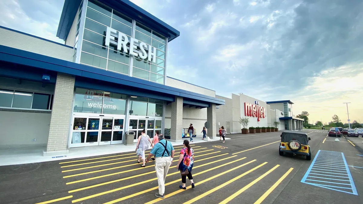 Meijer opens 5 midwest supercenters