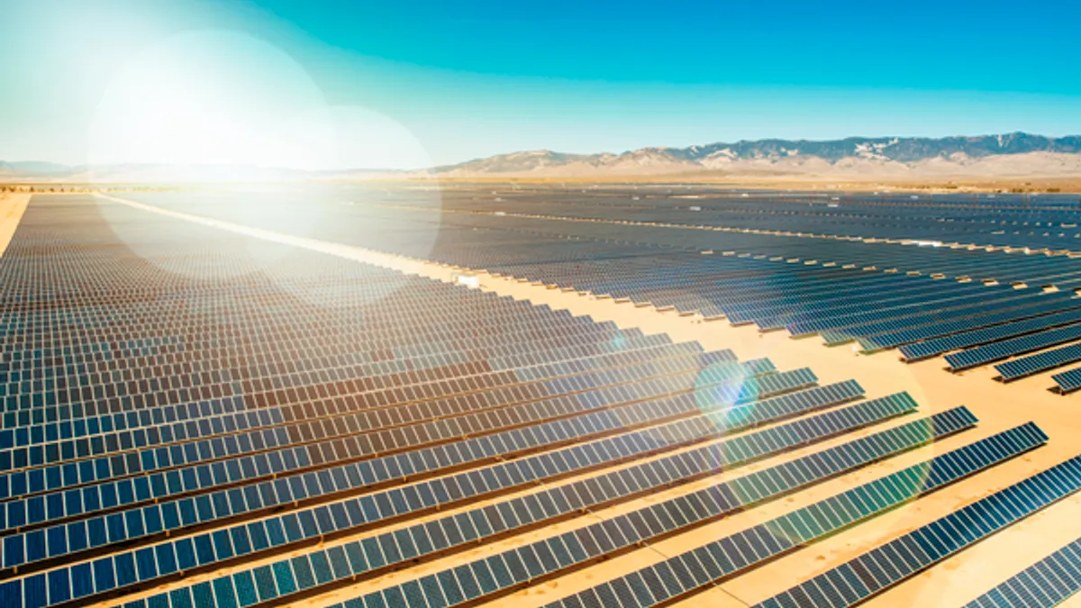 Canadian Solar plant Garland in California