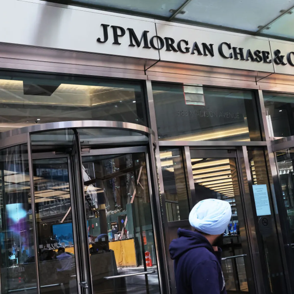 JPMorgan teams up with Coinbase | Banking Dive