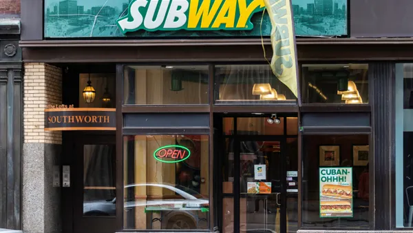 Global Payments restaurants point of sale hardware software earnings