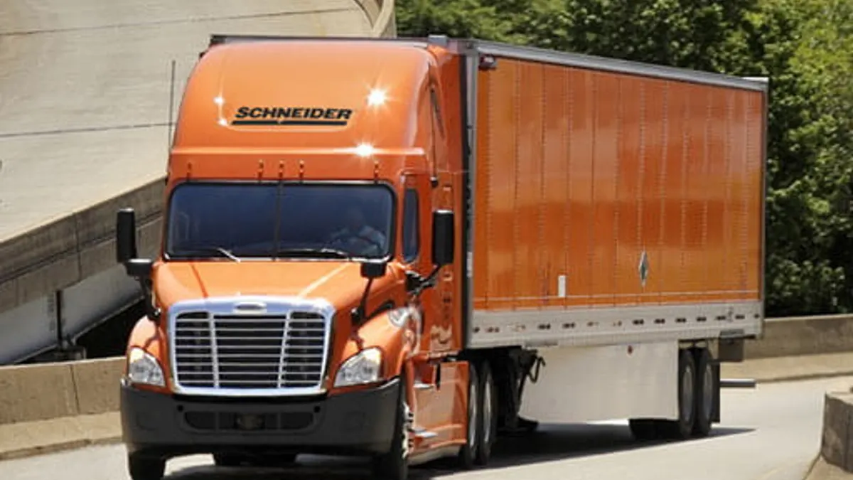 Schneider Expects 2023 Intermodal Boost From Move To Union Pacific 