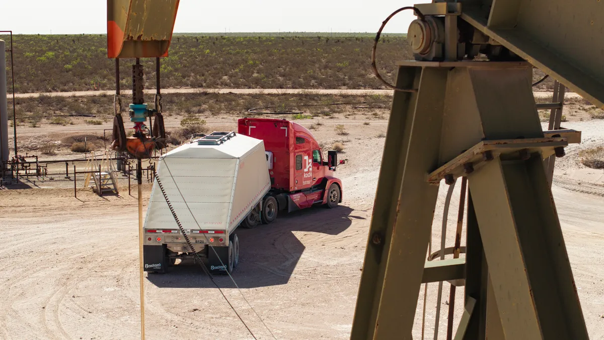 Kodiak Robotics truck with a trailer designed to transport frac sand.