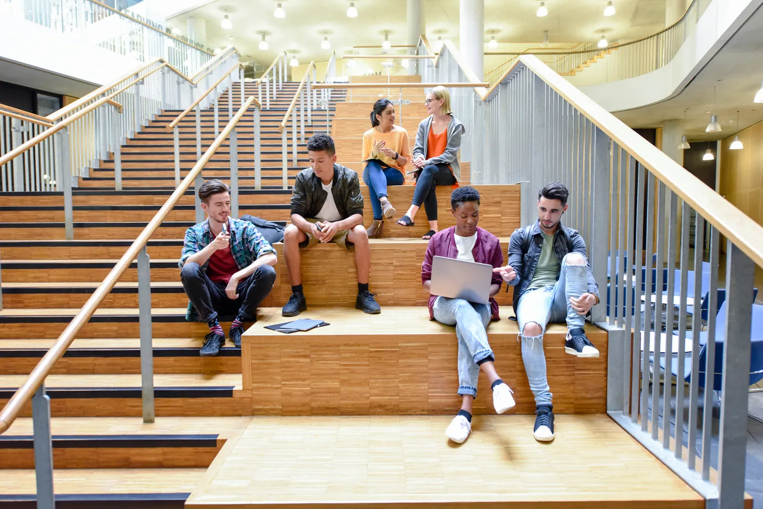 Students hanging out on a college campus