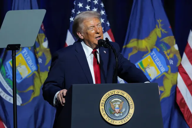 Chicago, New York mayors vow to fight Trump’s ‘sanctuary’ city funding cuts