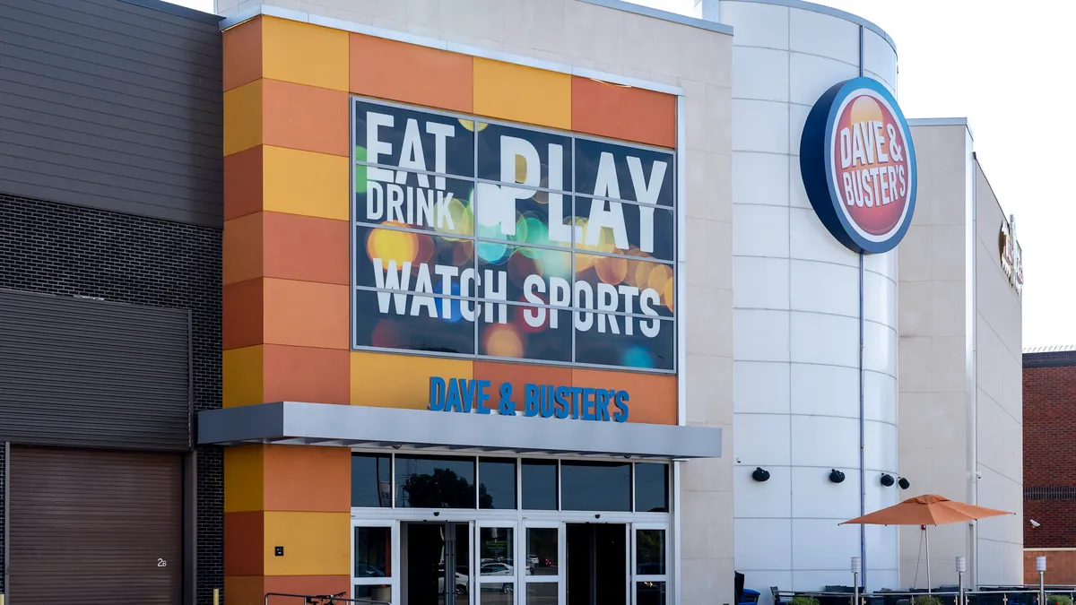 The outside of a Dave & Buster's restaurant.