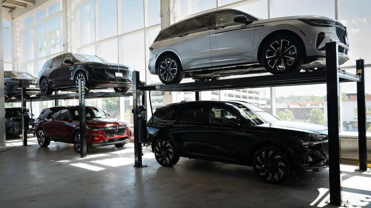 Lincoln Nautilus vehicles on a showroom floor