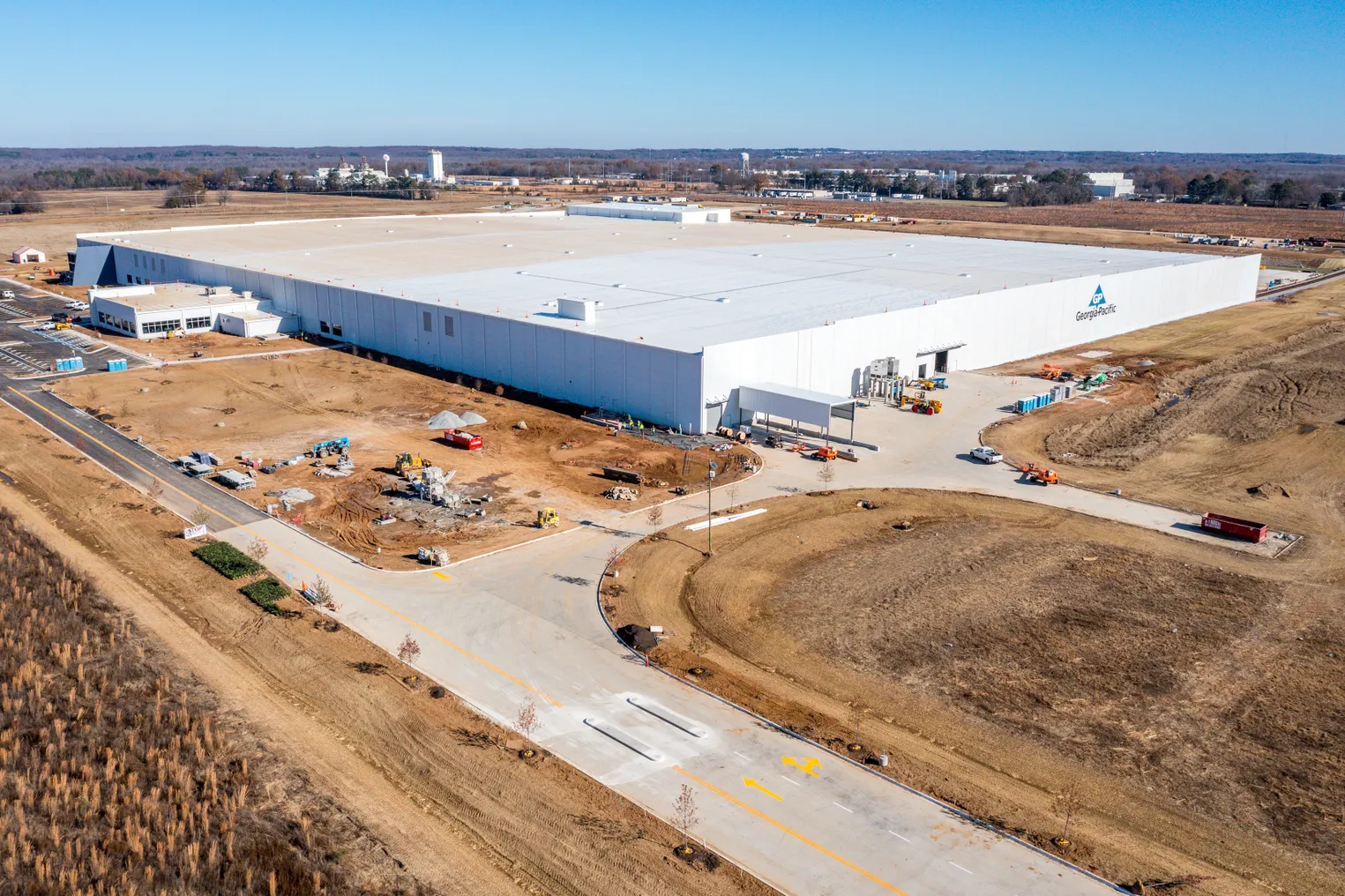 Aerial view of Georgia-Pacific's manufacturing plant in Jackson, Tennessee