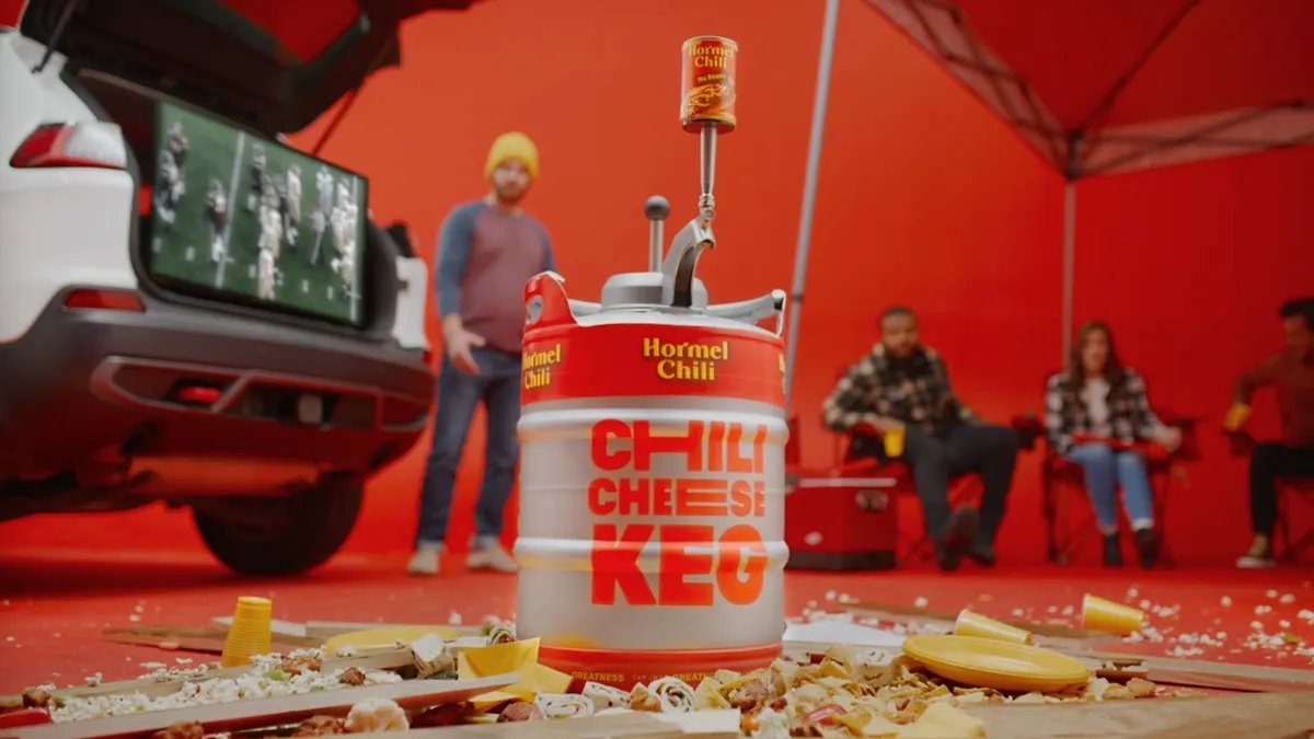 Hormel chili cheese keg