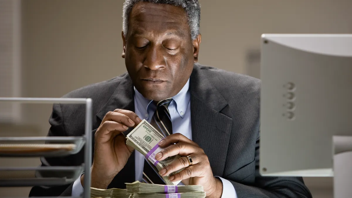 Header image for "One-Third of CFOs Saw Up to 25% Increase in Total Pay Last Year"