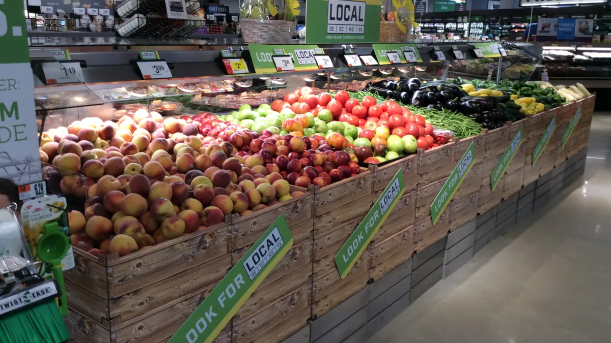 Produce section in Giant Food store