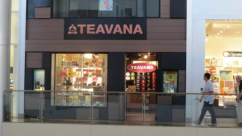 Starbucks tackles tea market, unveils its first Teavana tea bar ...