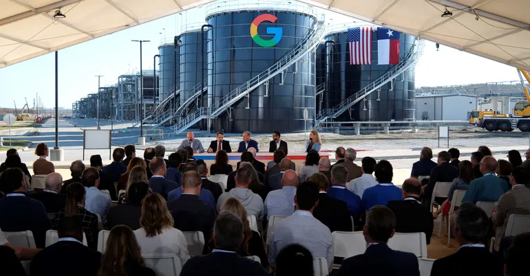 Números de 5 semanas: cortes de energía prolongados, cargas del centro de datos exageradas