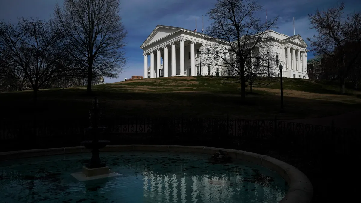 A fountain in front of the Virginia state capitol.