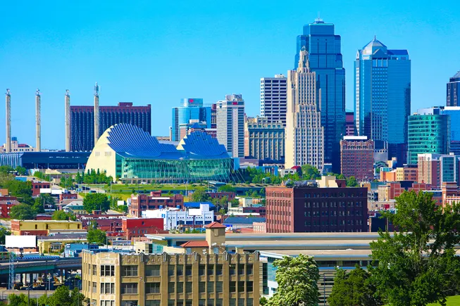 Biotech initiatives pick up as more regions race to become hubs