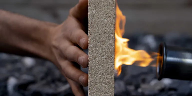 Researchers turn sawdust into fire-resistant building panels | Construction Dive