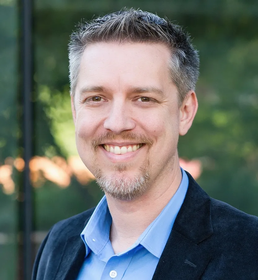 Headshot of Aaron Pierce, VP of product management at LexisNexis/CounselLink