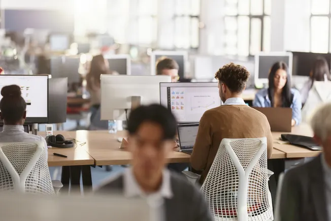 Flatter orgs, AI squeeze out junior staffers