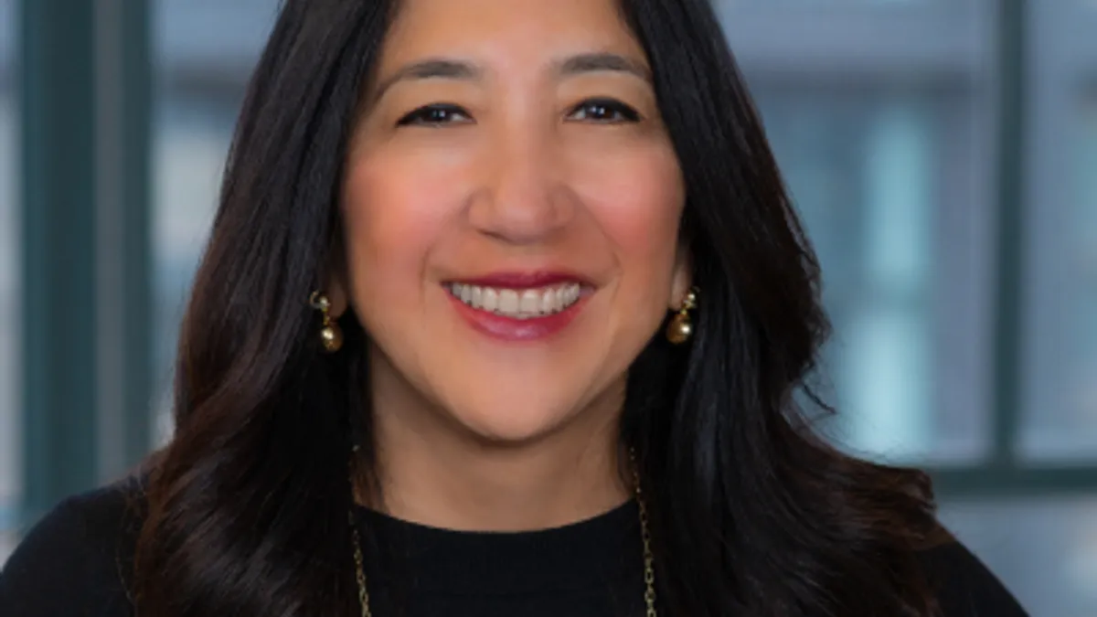 Headshot of Toast CFO Elena Gomez