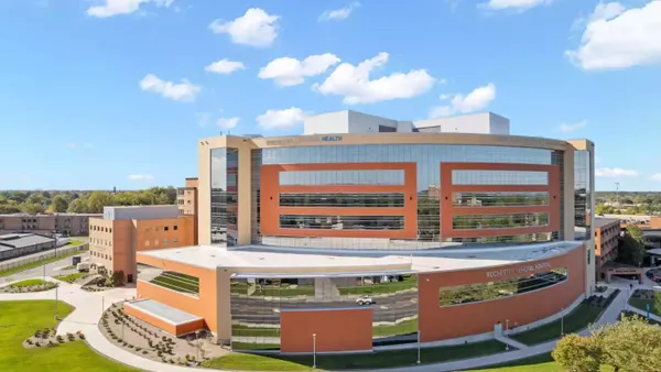 Exterior of a Rochester Regional Health hospital.
