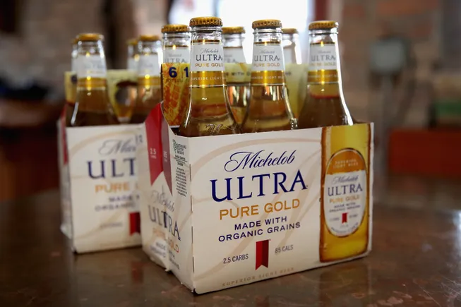 ‘Mega brands’ Michelob Ultra, Busch Light boost AB InBev amid economic uncertainty