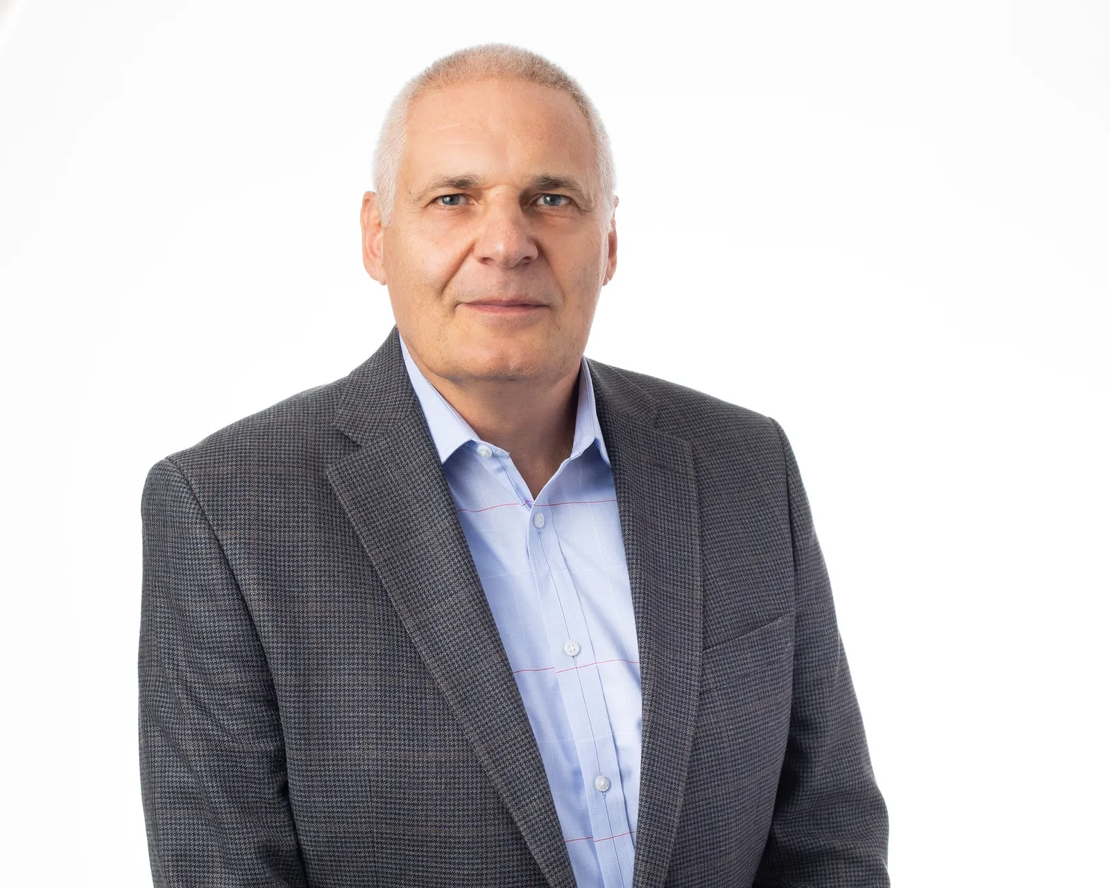 A headshot of James Mackay, CEO of Crystalys Therapeutics.