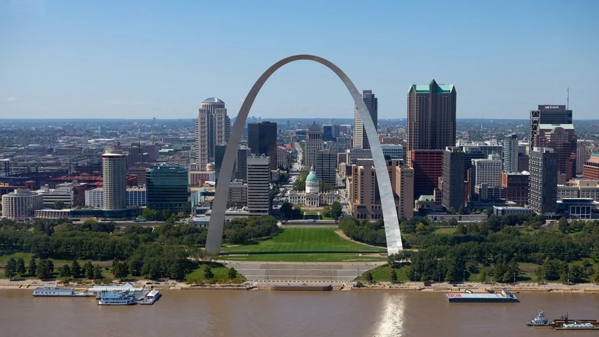 Gateway Arch - St. Louis - Missouri, Taken on June 11, 2013