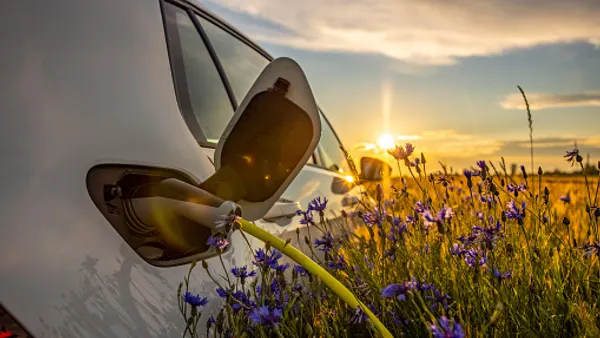 Charging an electric car at home during the summer