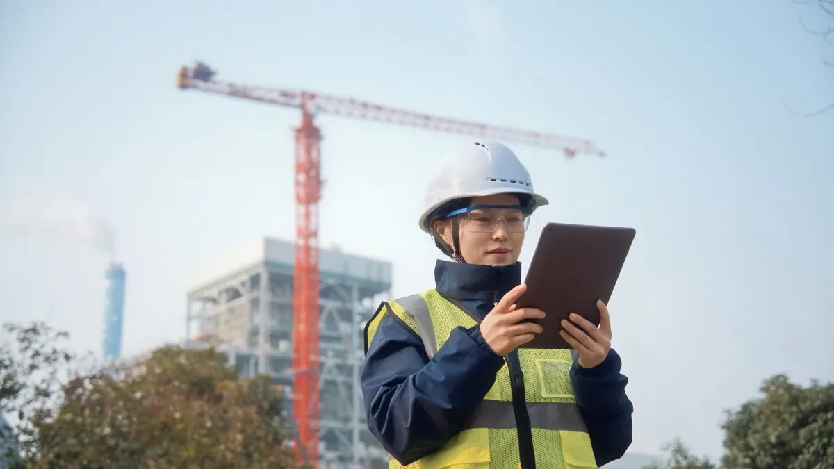 Watch Powering U.S. Manufacturing: Strategies for Navigating a Constrained Grid