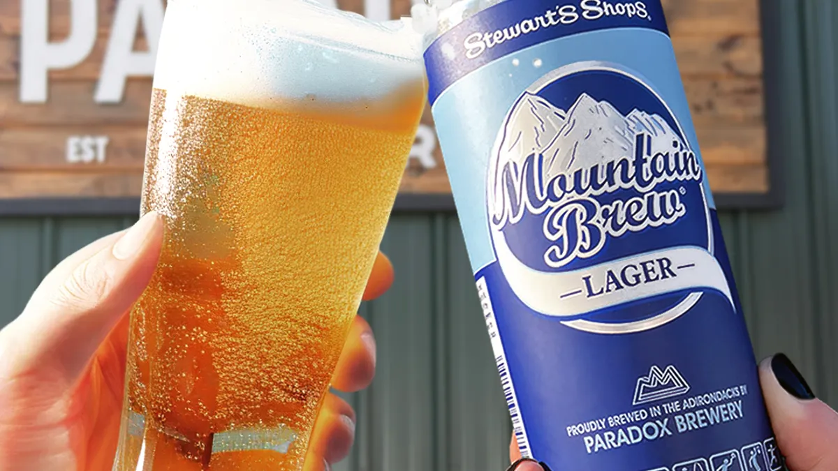 An image of Stewart's Shops Mountain Brew beer can