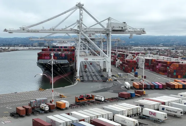 Ship wait times rise at Seattle, Long Beach, other ports after slowdowns — Supplychaindive.com