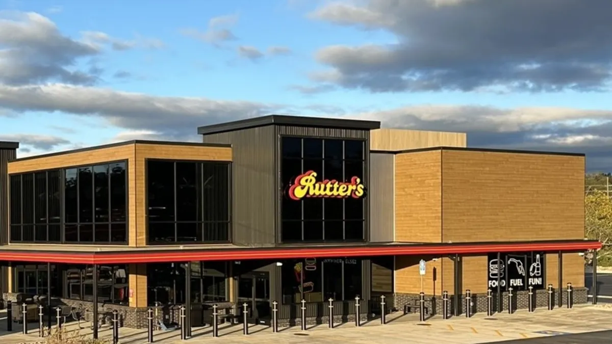 A photo of the exterior of a store. A sign over the door says Rutter's.